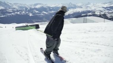 Kayakçı Parkı'nda binicilik 