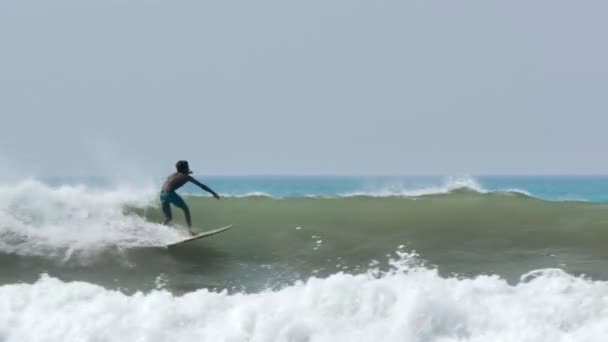 Young Man Surfer Waves Blue Ocean Weligama — Stock Video