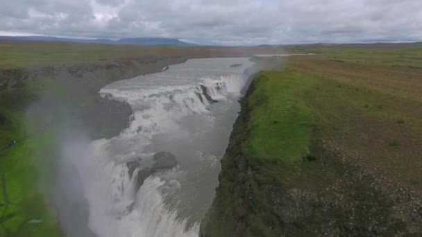 Vista aérea de la cascada Gullfoss en Islandia. Andreev. . — Vídeo de stock