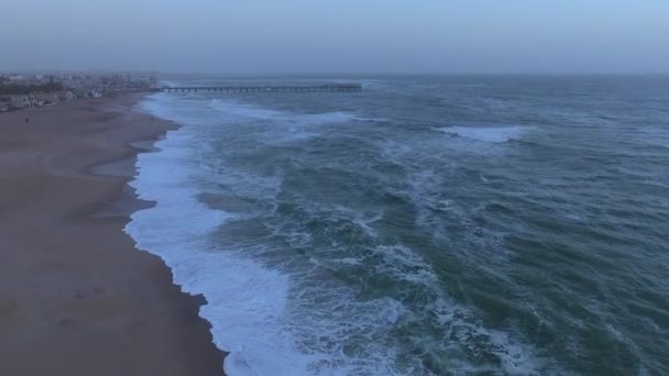 Swakopmund Namibya'da bulutlu — Stok video