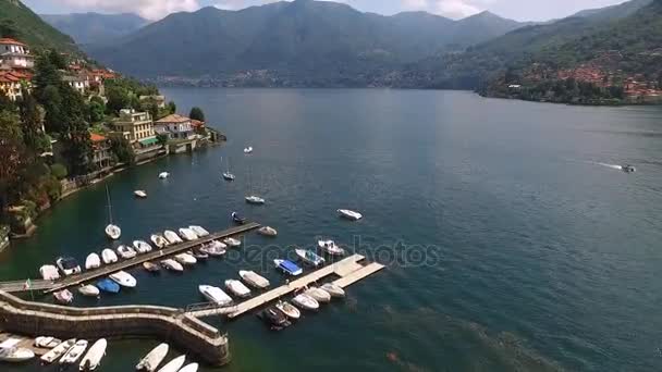 Вид на берег залива в Италии . — стоковое видео