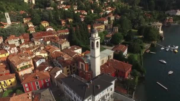 Vista de la ciudad con hermosa arquitectura de Italia . — Vídeo de stock