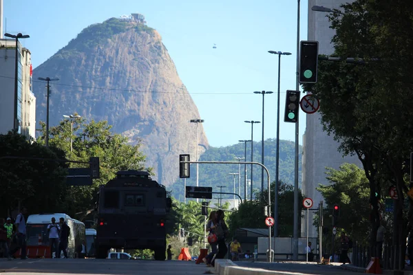 Rendőrség vadság, tüntetések, Rio de Janeiro — Stock Fotó