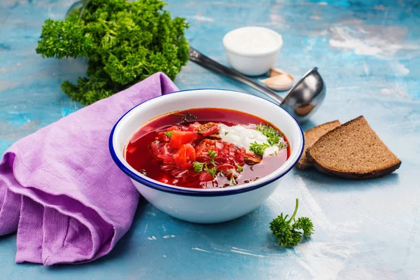 Ukrainian beetroot soup borscht — Stock Photo, Image