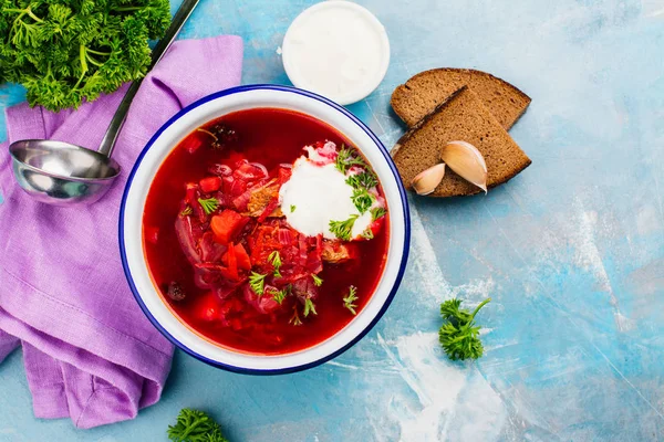 Ukrainian beetroot soup — Stock Photo, Image