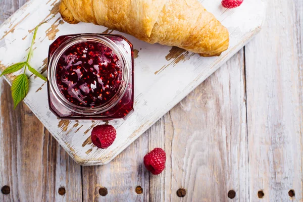 Ahududu reçeli ve ahududu