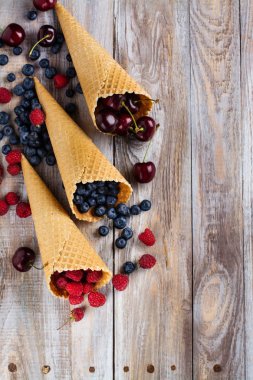 Yaz meyveleri yelpazesi