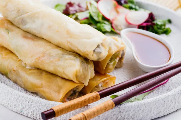 Fried spring rolls sebze ile