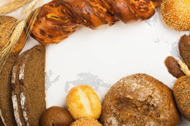Taze ekmek.