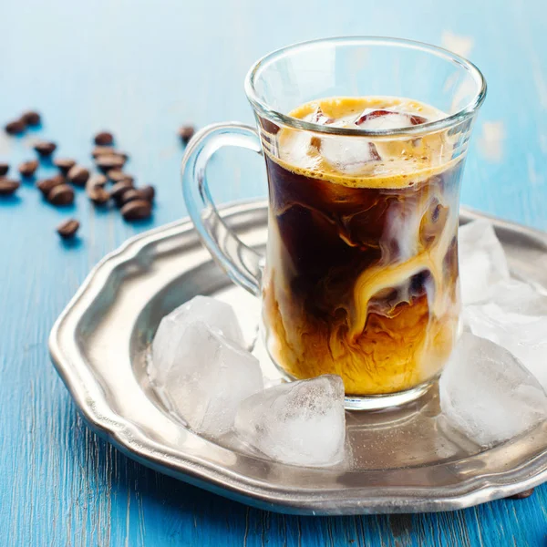 Osvěžující ledová káva — Stock fotografie