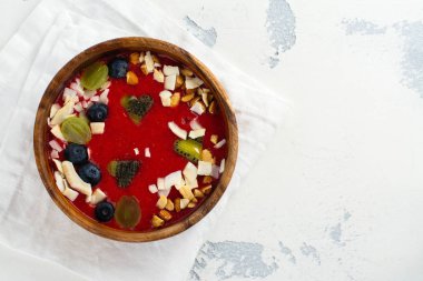 Kahvaltı smoothie kase 