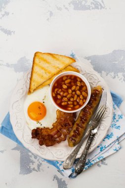 geleneksel İngiliz kahvaltısı 