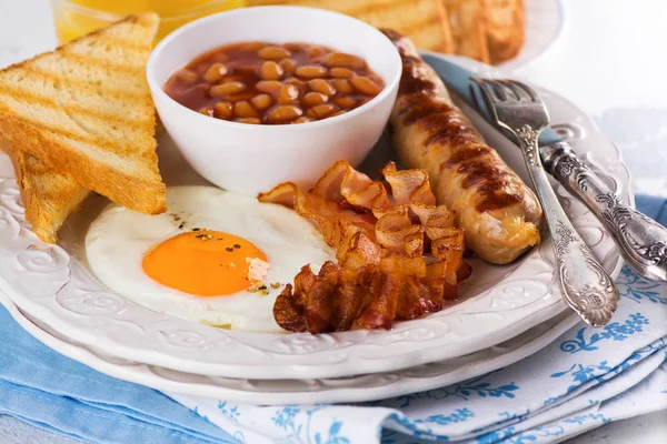 geleneksel İngiliz kahvaltısı 