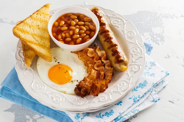 geleneksel İngiliz kahvaltısı 