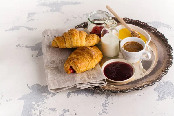 Traditionell fransk frukost — Stockfoto