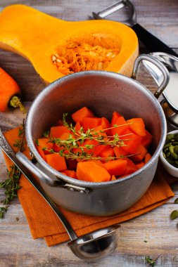 ev yapımı kabak çorbası 