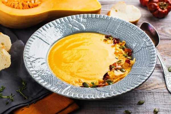 Sopa de calabaza y zanahoria — Foto de Stock