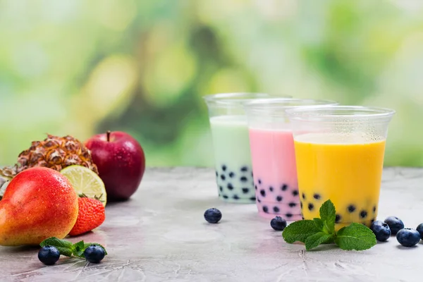 Homemade bubble tea with tapioca pearls — Stock Photo, Image