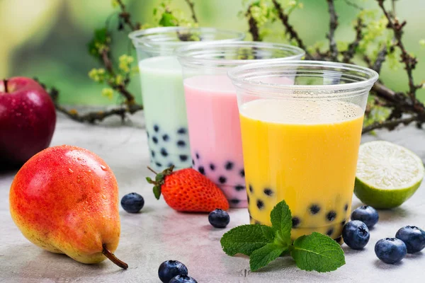 Chá de bolha caseiro com pérolas de tapioca — Fotografia de Stock