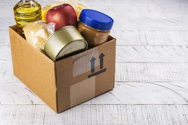 Caja de donación de alimentos —  Fotos de Stock