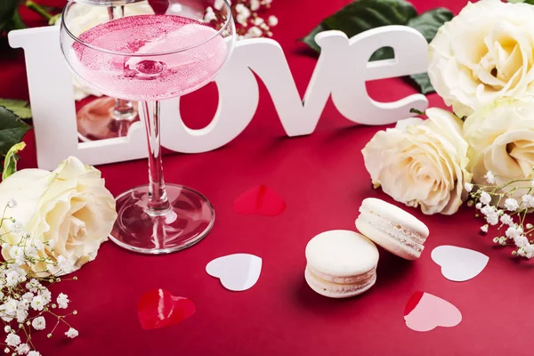 Valentinstag rote Cocktails — Stockfoto