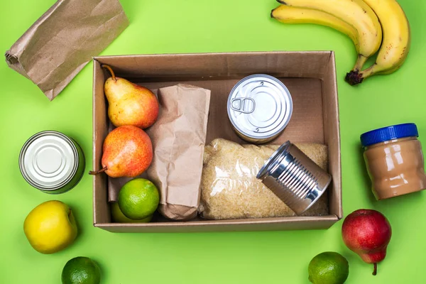 Krabice na dary potravin, různé produkty — Stock fotografie