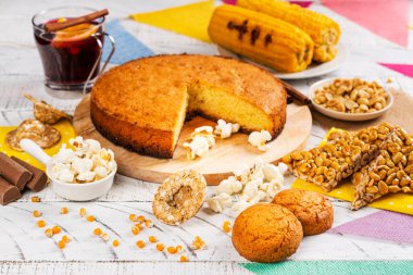 Brezilya ziyafeti Junina parti masası