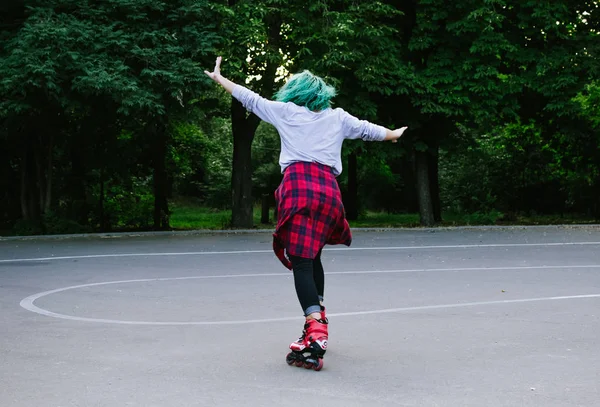 Menina funky elegante jovem — Fotografia de Stock