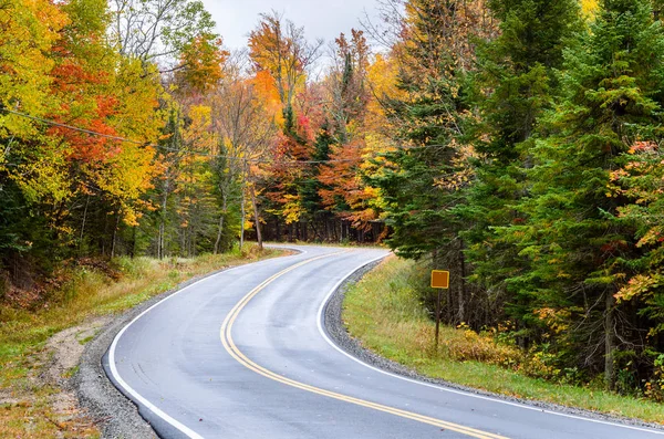 Herfstkleuren in de Adirondacks — Stockfoto