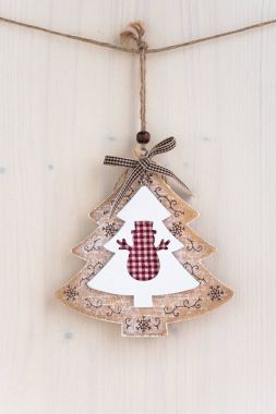 Şekilli Noel süs ağacı