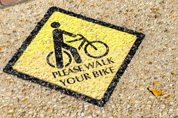 Warning Sign Painted Sidewalk Telling Cyclists Walk Bicycles — Stock Photo, Image