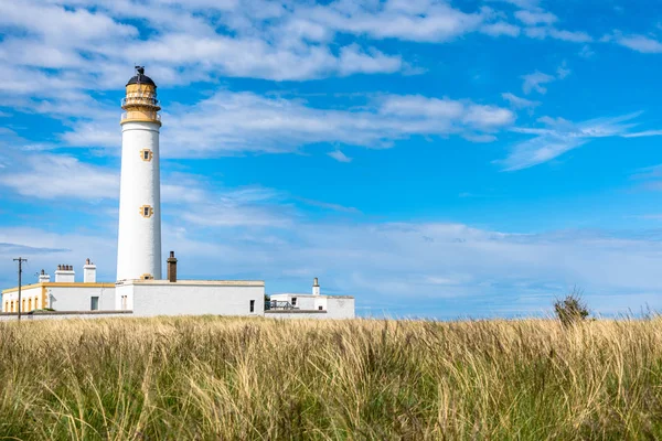 Skoçya Nın Doğu Kıyısındaki Ahır Ness Deniz Feneri Manzarası Açık — Stok fotoğraf