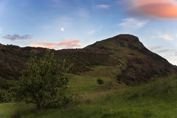 Veduta Della Sede Arthur Nel Parco Holyrood Nel Centro Edimburgo — Foto Stock