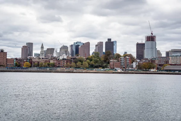 Widok Boston Skyline Pochmurny Jesienny Dzień — Zdjęcie stockowe