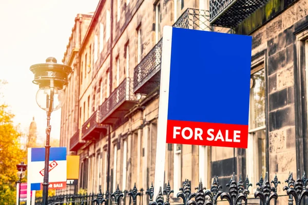 Blank Real Estate Sign Pavement Front Old Terraced House Sale — Stock Photo, Image