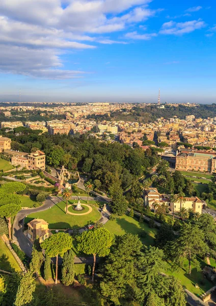Θέα στους κήπους του Βατικανού στη Ρώμη — Φωτογραφία Αρχείου