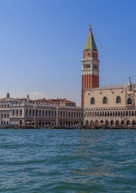 Görünümü Doge Sarayı ve St. Mark's Meydanına
