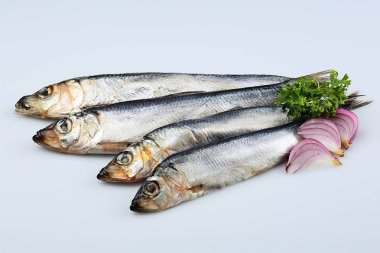 Ham taze balık kokuyordu tuzlu