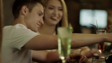 Kredi kartı Terminal kullanarak