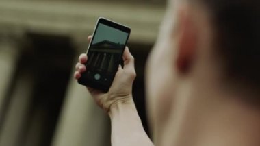 tarihi binanın fotoğrafını çekmek