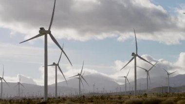 Wildmills yakın çekim bir video