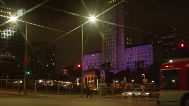 夜の街の交通 — ストック動画