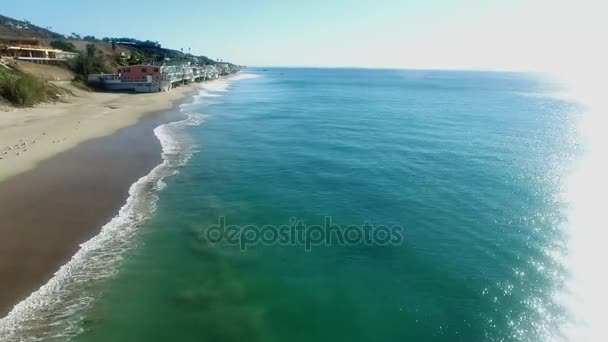 Maravilhosa costa do Pacífico em Malbu — Vídeo de Stock