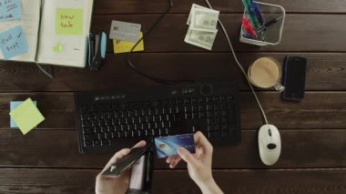 Yukarıdan aşağı yemek siparişi kullanıcı görünümünü