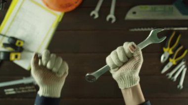 Yukarıdan aşağıya görünümü. Anahtarı seçme