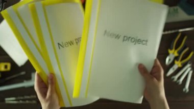 Üstten Görünüm vurdu. Bir adam projeleri silemez