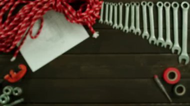 Üstten Görünüm vurdu. Bir el testeresi kullanarak