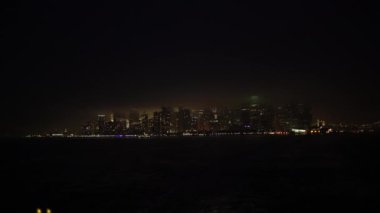 Manhattan Adası gece zamanlı çekim