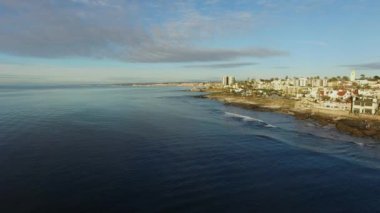 San Diego helikopter vurdu ve Pasifik okyanus kıyısında görüntülemek