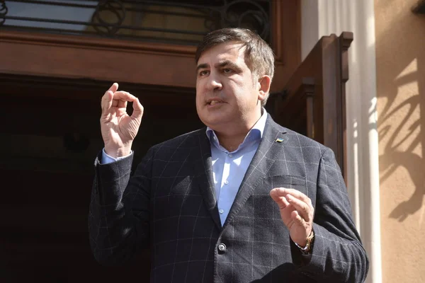 Lviv, Ukrayna, 11 Eylül 2017. Eski Gürcistan cumhurbaşkanı ve eski Odesa Valisi Mikhail Saakashvili Lviv şehir merkezinde düzenlediği basın toplantısında gazetecilere konuştu.